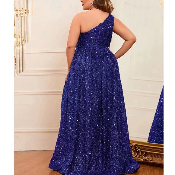 Plus Sequin One Shoulder A-line party Formal Party Wedding Dress - Picture 15 of 16